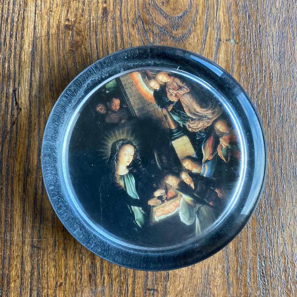 Nativity Paper Weight